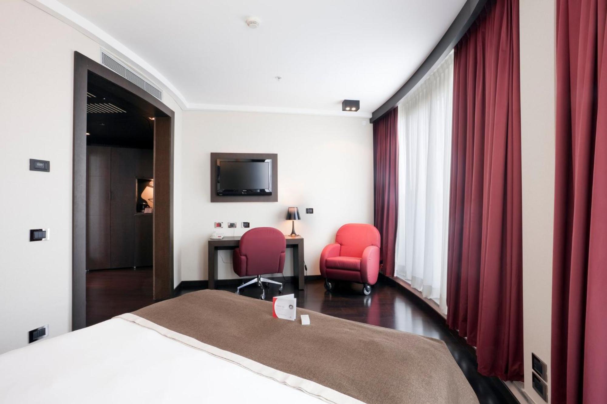 Crowne Plaza Milan City By Ihg — Fotos 1